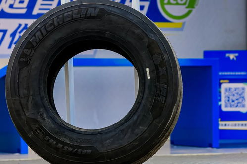 胎匠共筑綠色未來：米其林超低滾阻輪胎服務戴姆勒卡車