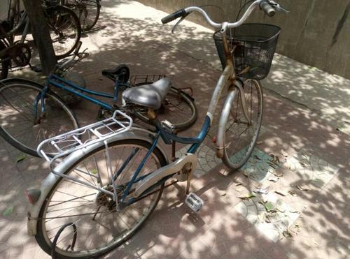 山地車輪胎更換全攻略及坐墊調(diào)節(jié)技巧